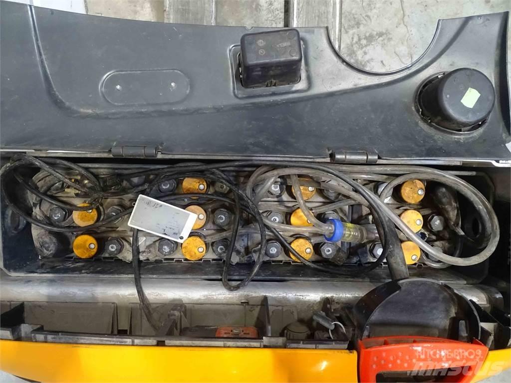Still EXU16 Električni nizko dvižni viličar