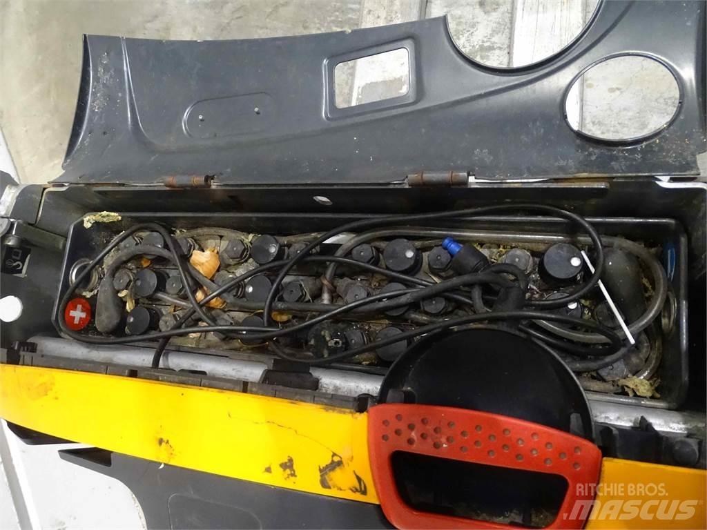 Still EXU16 Električni nizko dvižni viličar