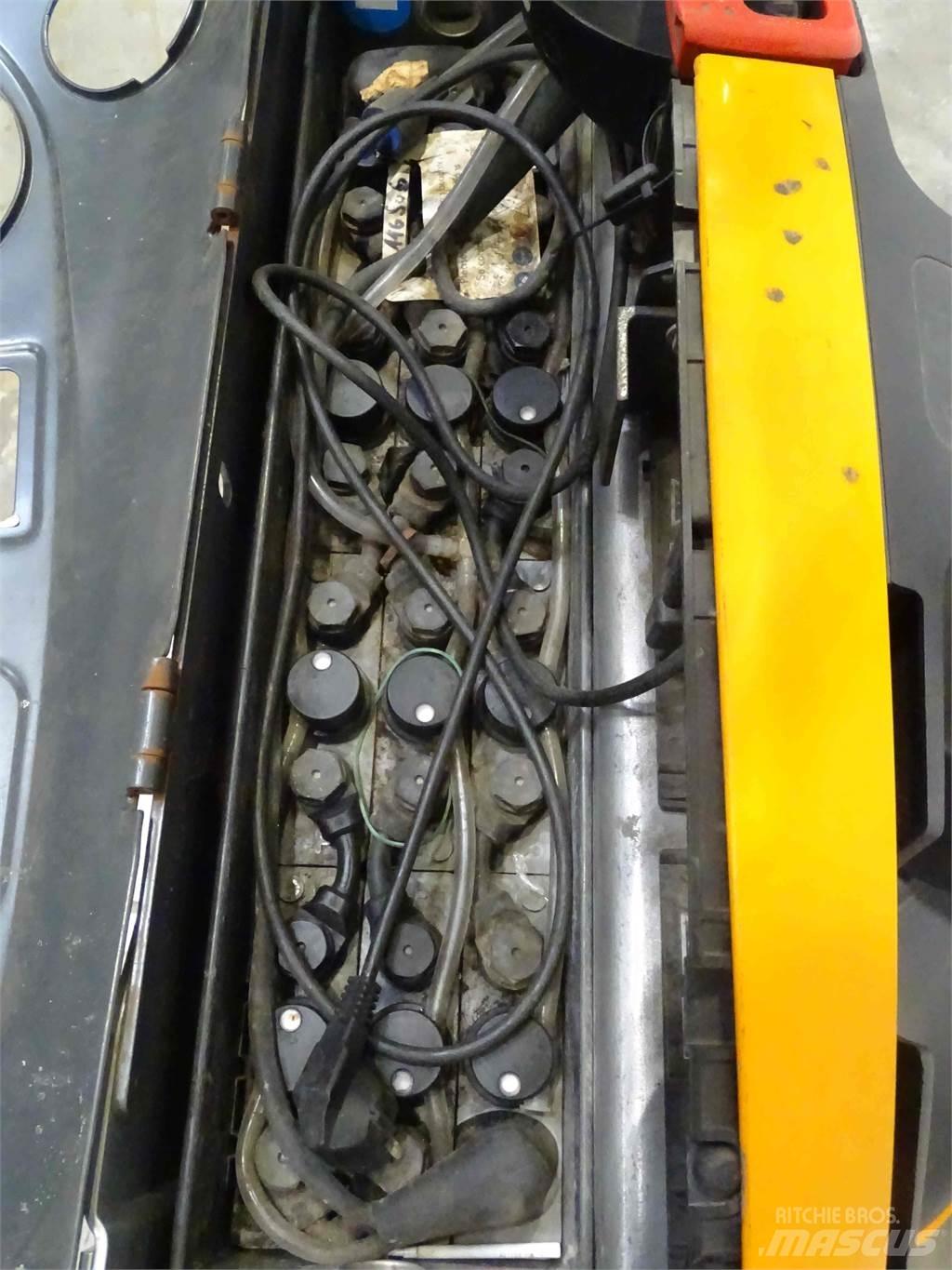 Still EXU16 Električni nizko dvižni viličar