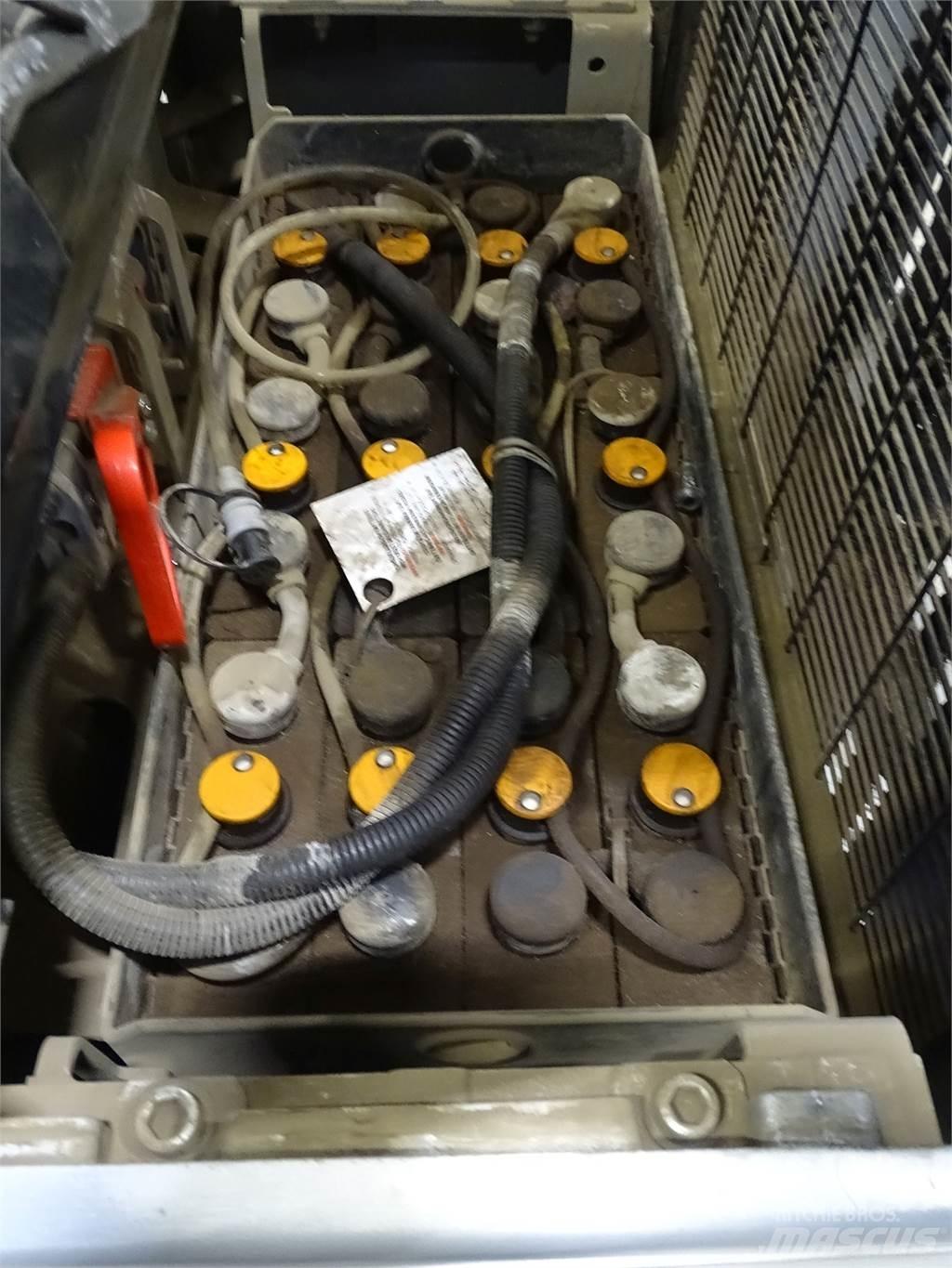 Still EXV-SF14 Ročni električni viličar