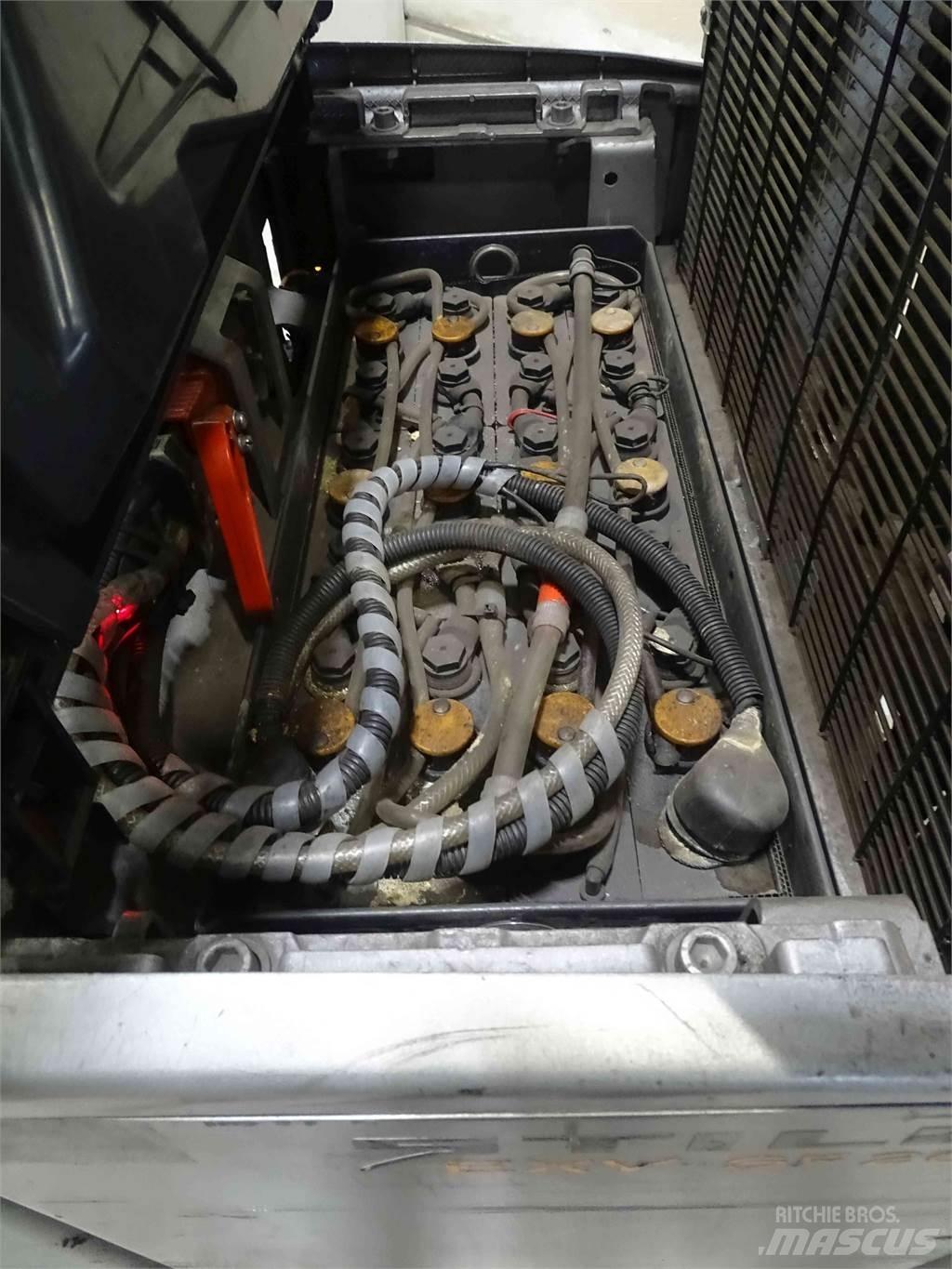 Still EXV-SF20I Ročni električni viličar