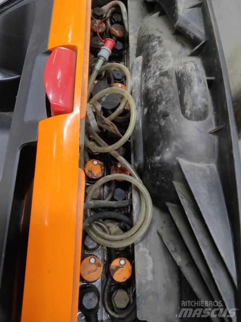 Still EXV10 Ročni električni viličar