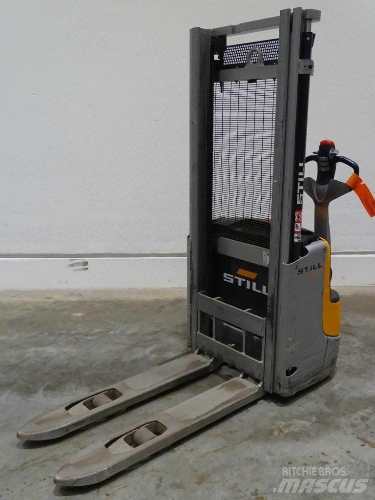 Still EXV10 Ročni električni viličar