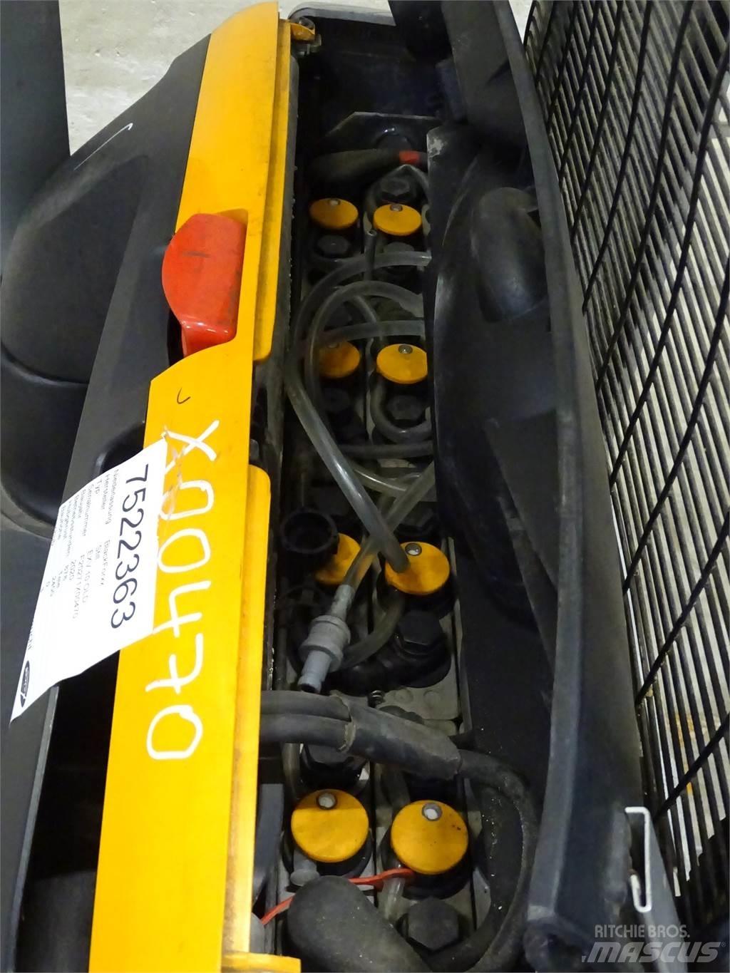 Still EXV10 Ročni električni viličar