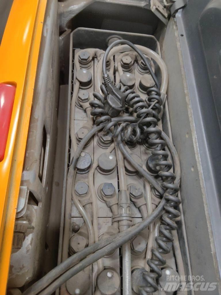 Still EXV14C Ročni električni viličar