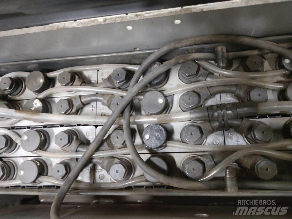 Still EXV14C Ročni električni viličar