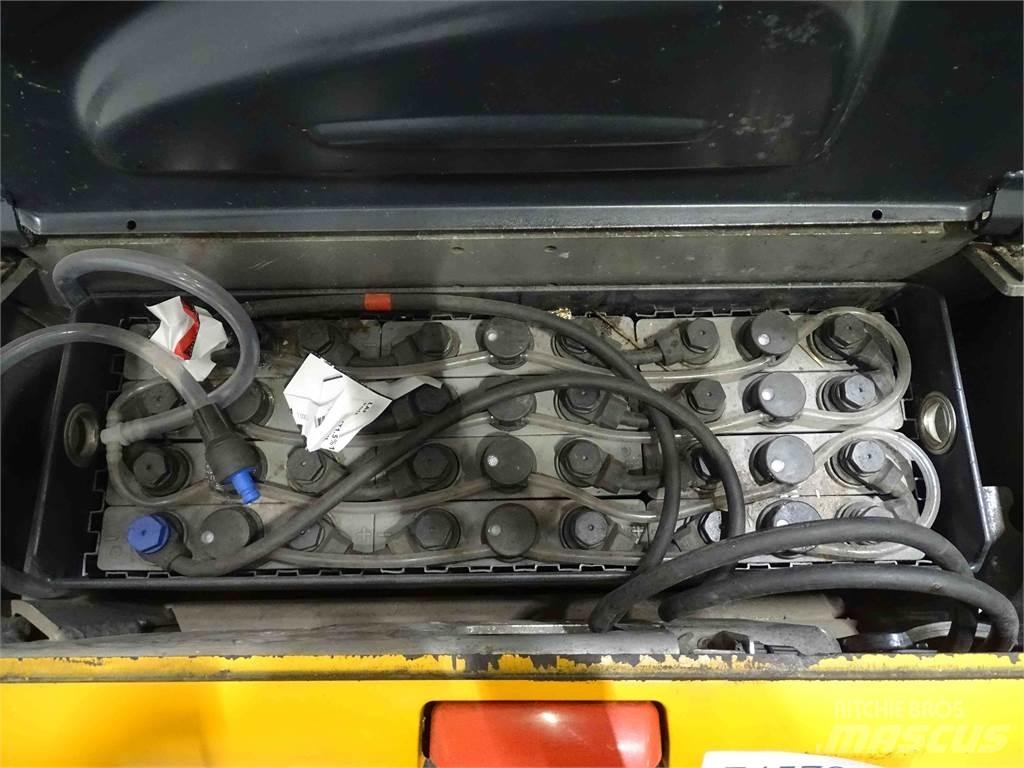 Still EXV14C Ročni električni viličar