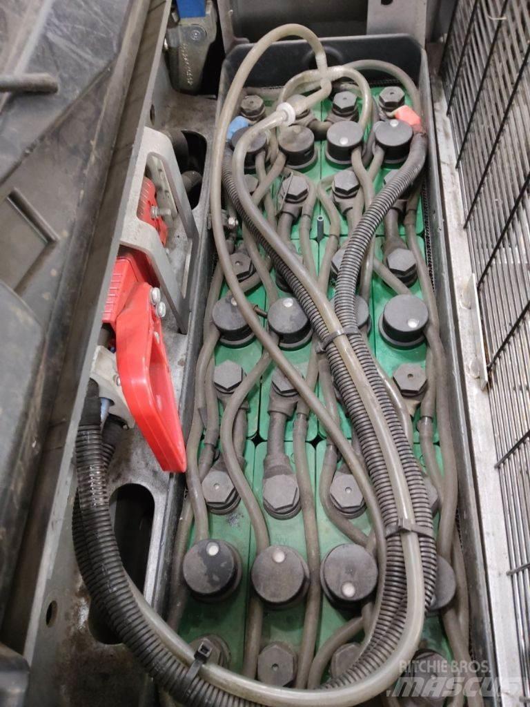 Still EXV14I Ročni električni viličar