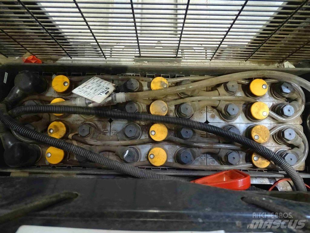 Still EXV16 Ročni električni viličar