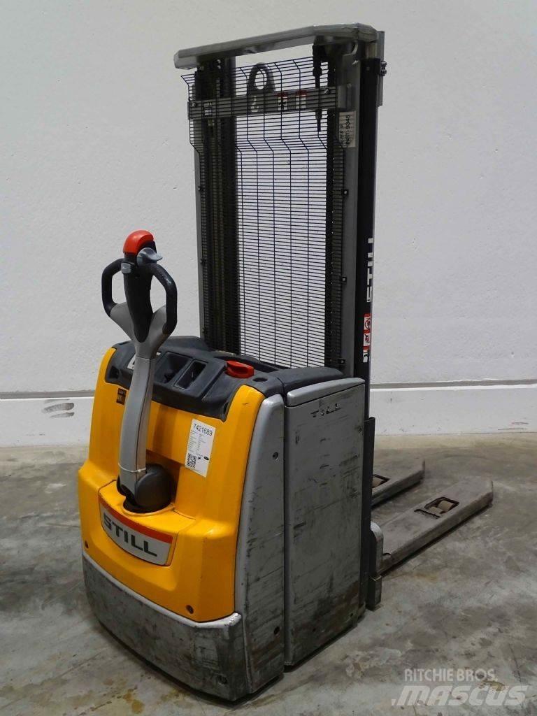 Still EXV16 Ročni električni viličar