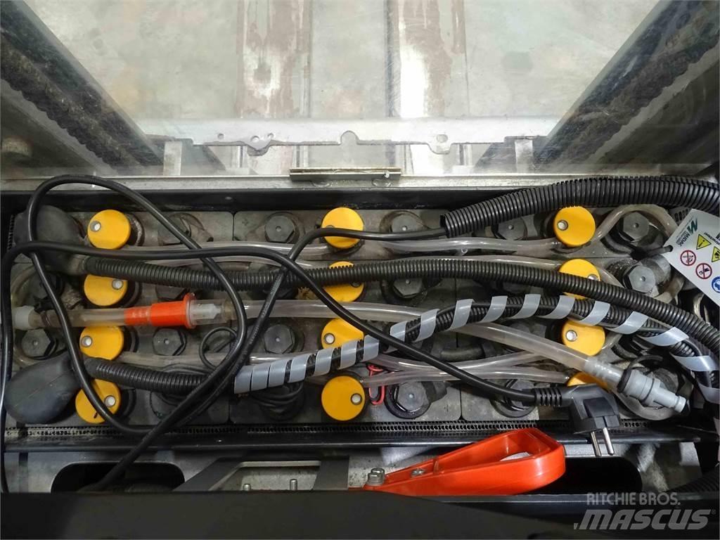 Still EXV16 Ročni električni viličar