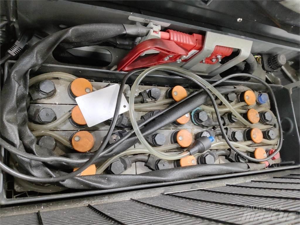 Still EXV16 Ročni električni viličar