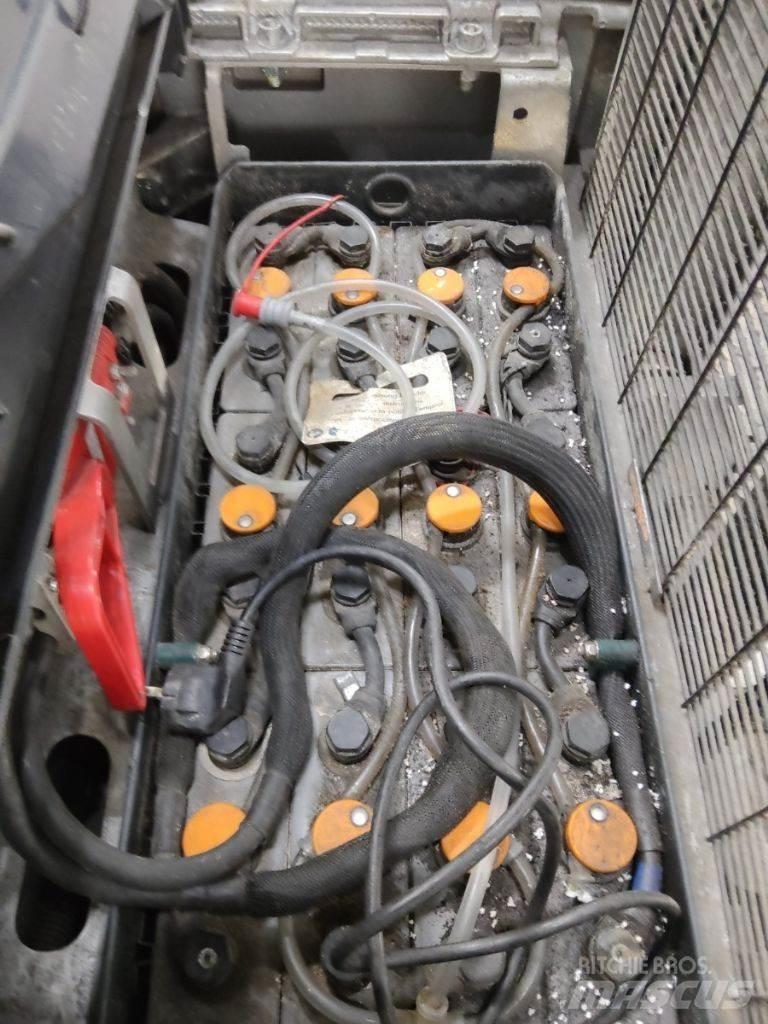 Still EXV20 Ročni električni viličar
