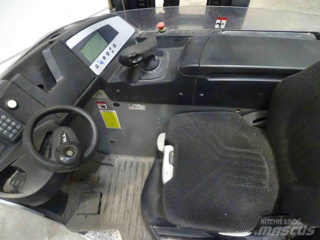 Still FM-X25 Viličarji s pomičnim teleskopom