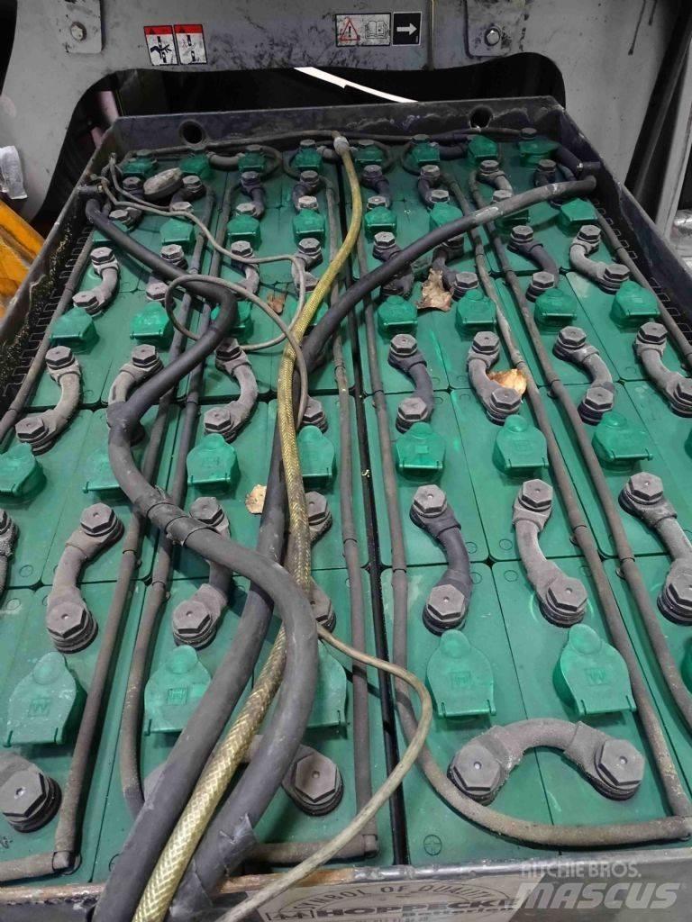 Still RX60-25 Električni viličarji