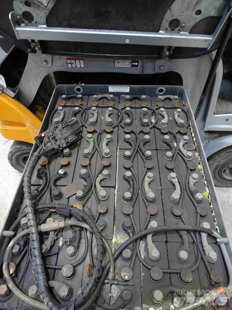 Still RX60-25 Električni viličarji