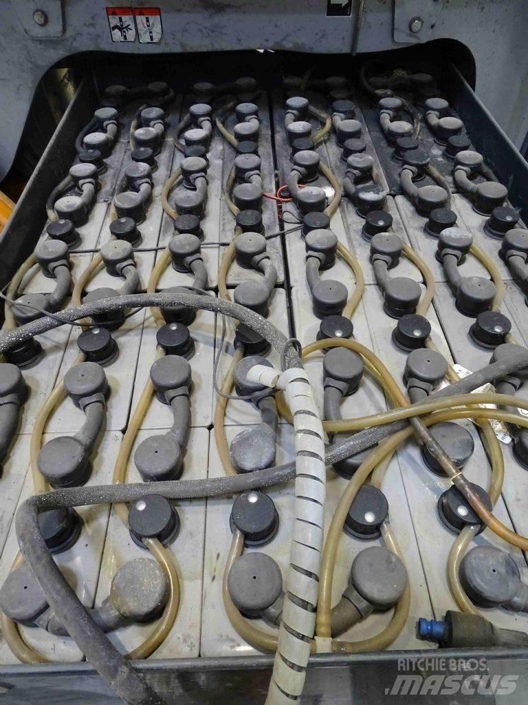 Still RX60-25 Električni viličarji