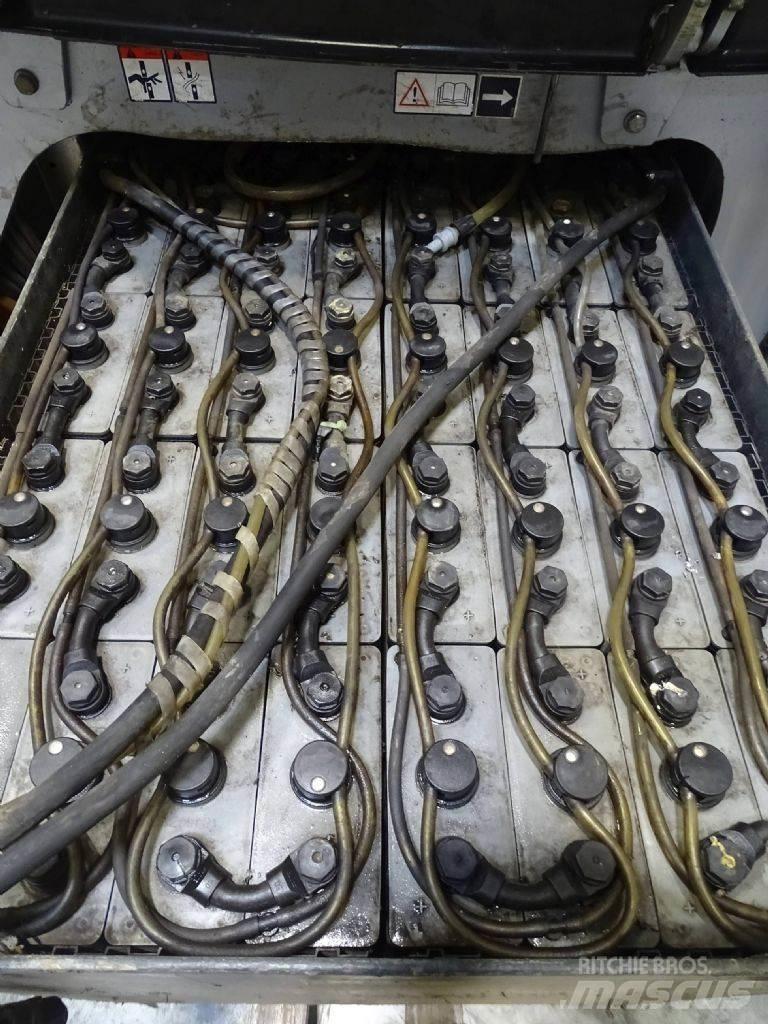 Still RX60-25 Električni viličarji