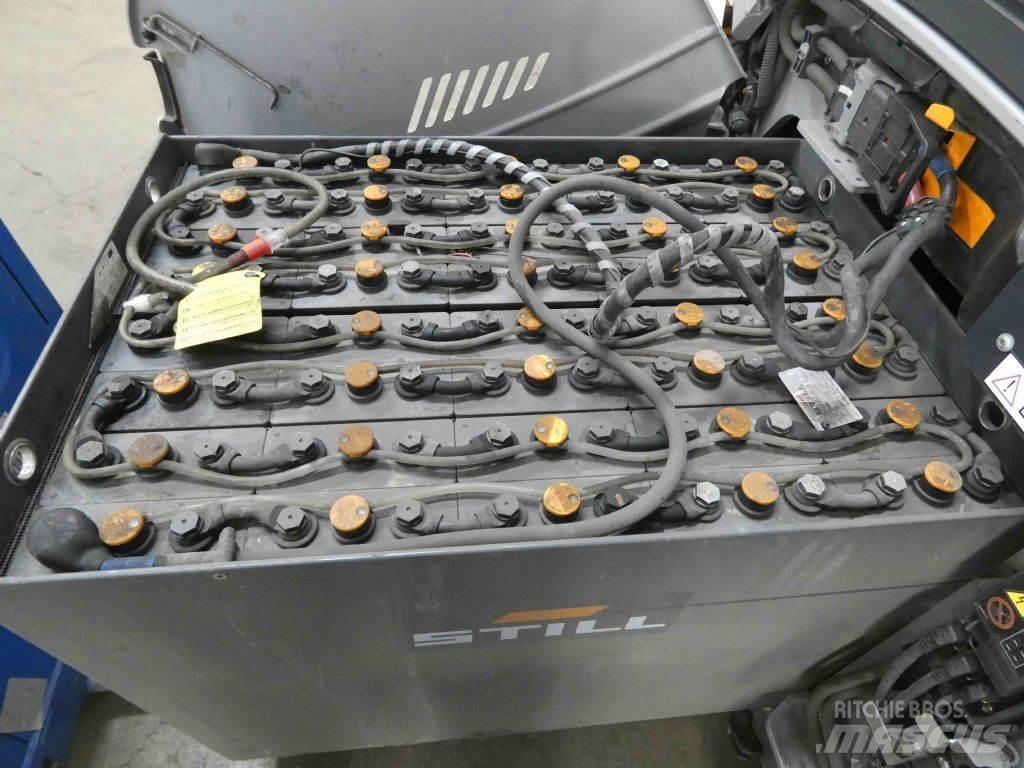Still RX60-25 Električni viličarji