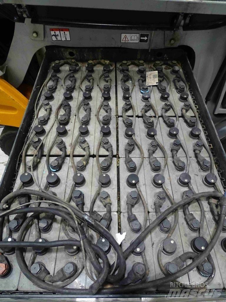 Still RX60-25/600 Električni viličarji