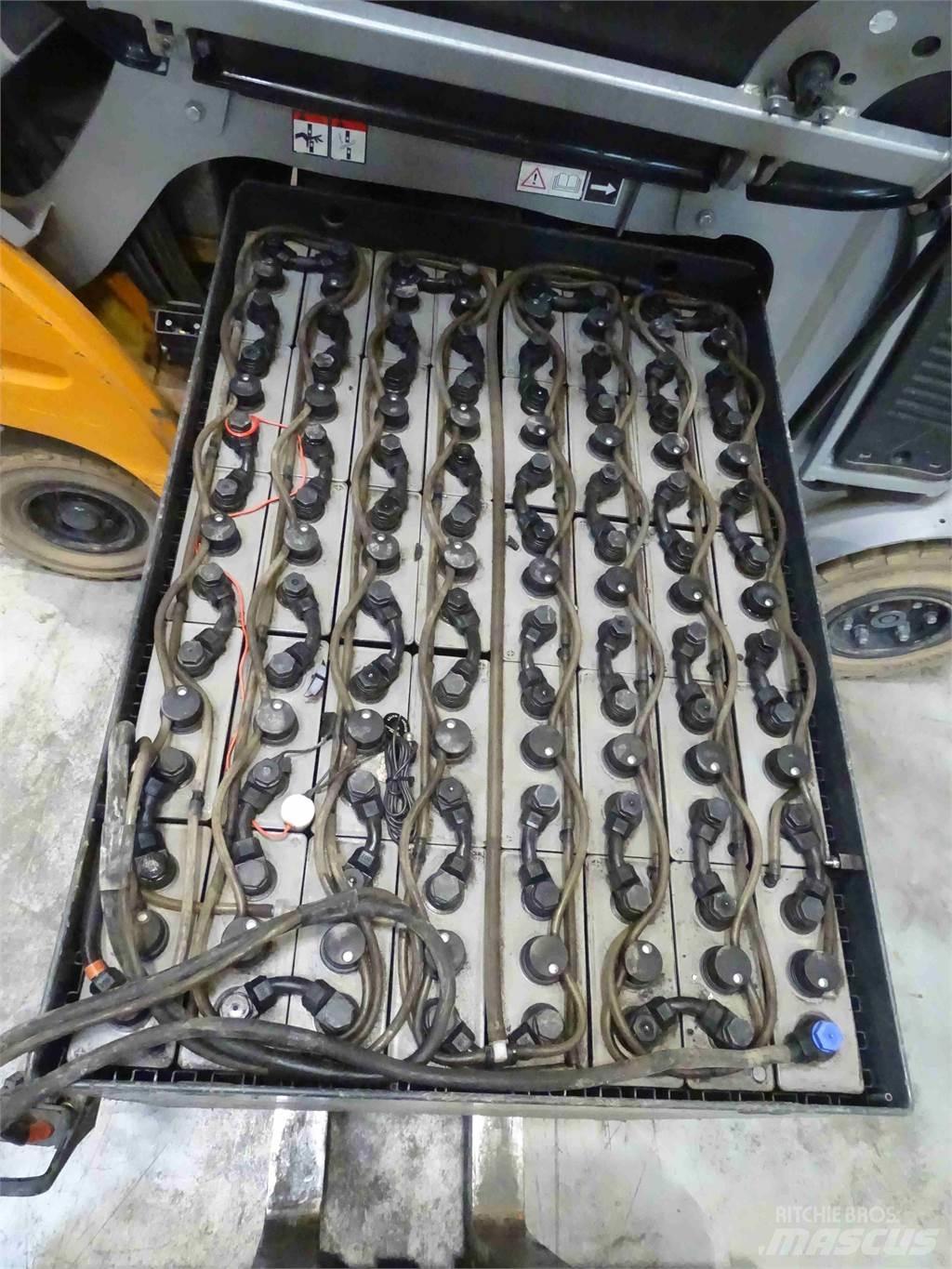 Still RX60-25/600 Električni viličarji