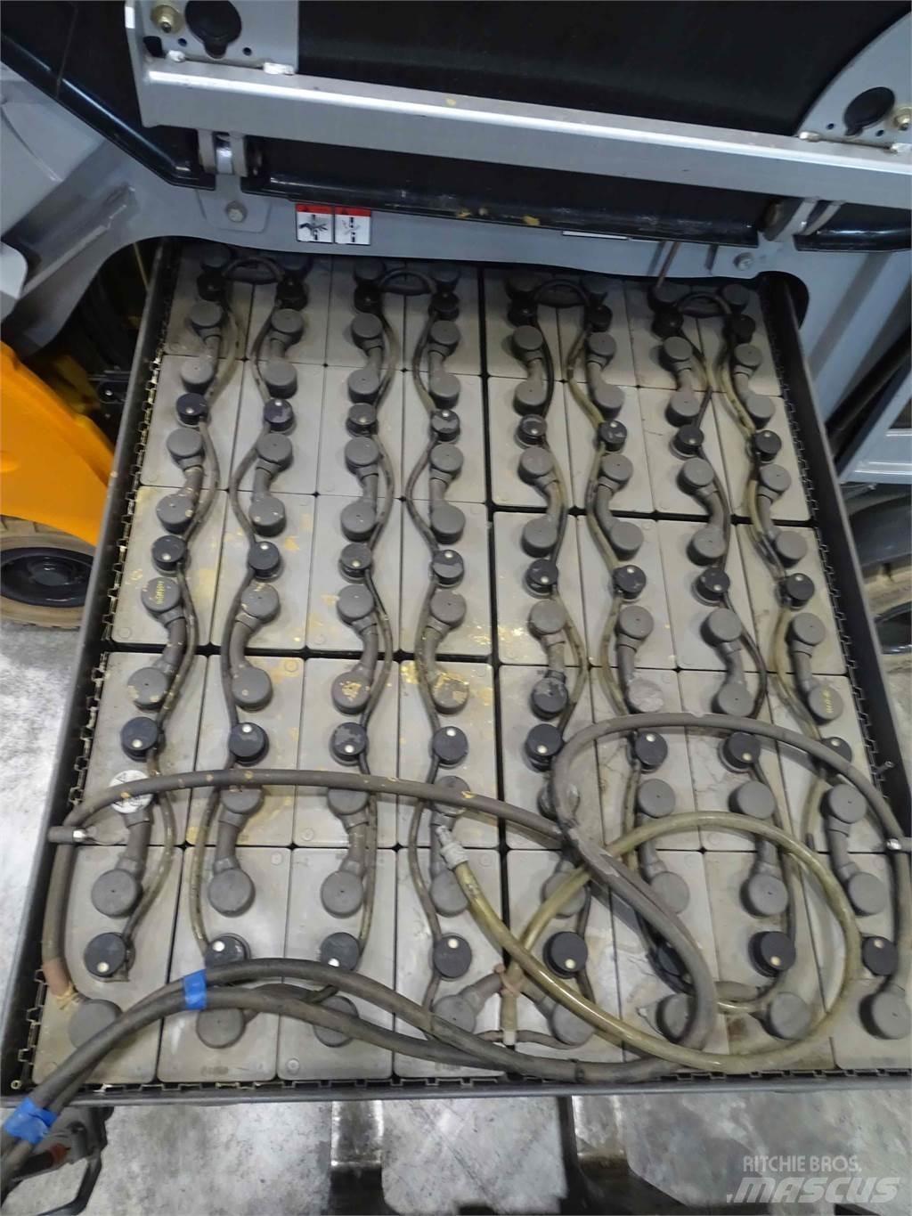 Still RX60-25L Električni viličarji