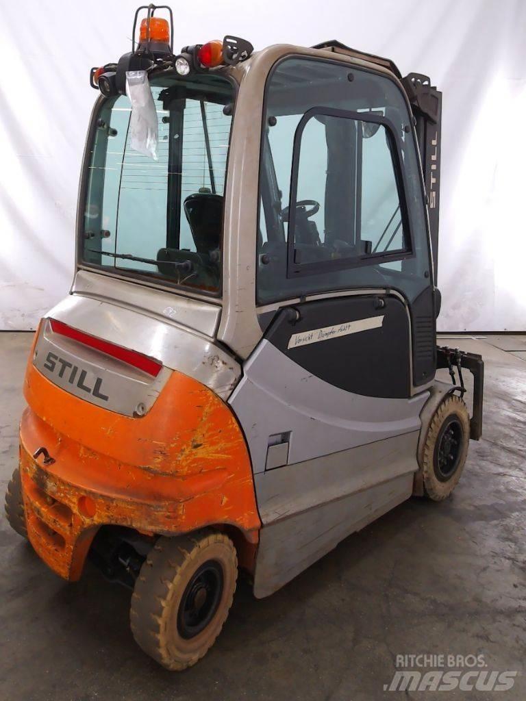 Still RX60-30L Električni viličarji