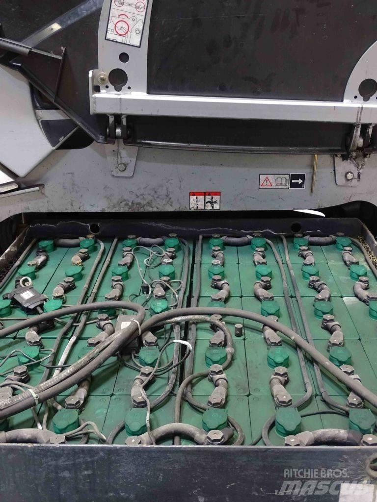 Still RX60-40 Električni viličarji