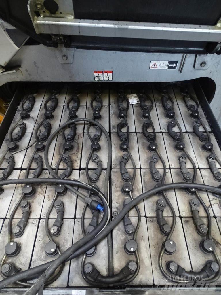 Still RX60-40 Električni viličarji