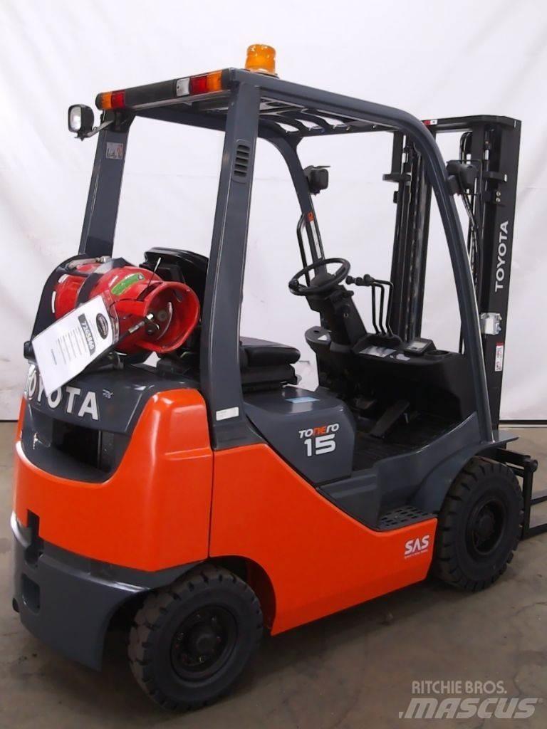 Toyota 02-8FGF15 Plinski viličarji
