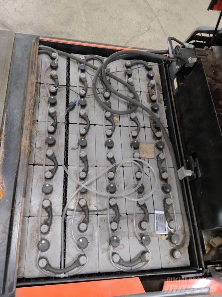 Toyota 7FBMF30 Električni viličarji