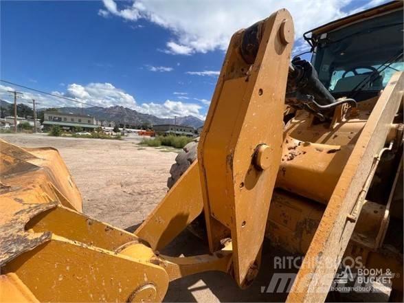 CAT 950K Kolesni nakladalci
