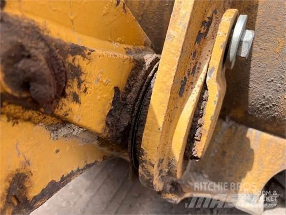 CAT 950K Kolesni nakladalci