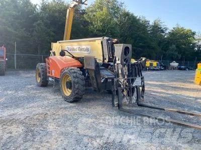 JLG 1055 Teleskopski viličarji