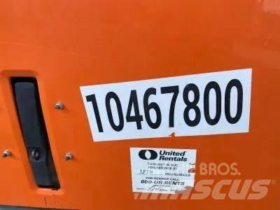 JLG 1055 Teleskopski viličarji