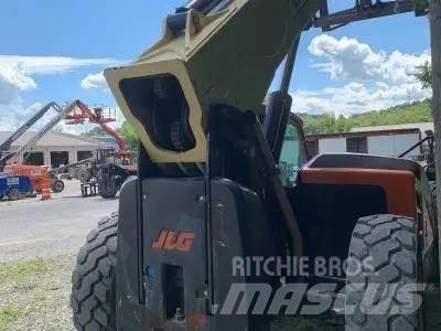 JLG 1255 Teleskopski viličarji