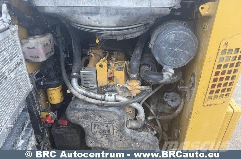 CAT 289D Drugi tovornjaki