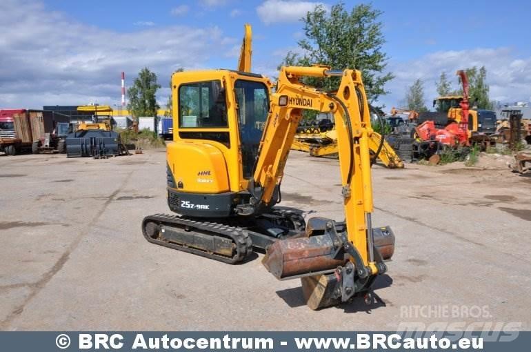 Hyundai R25Z-9AK Mini bagri <7t