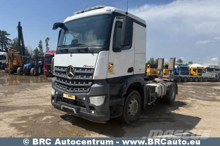 Mercedes-Benz Arocs Vlačilci
