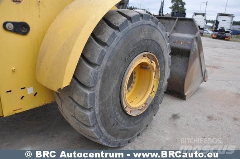 New Holland W270B Kolesni nakladalci