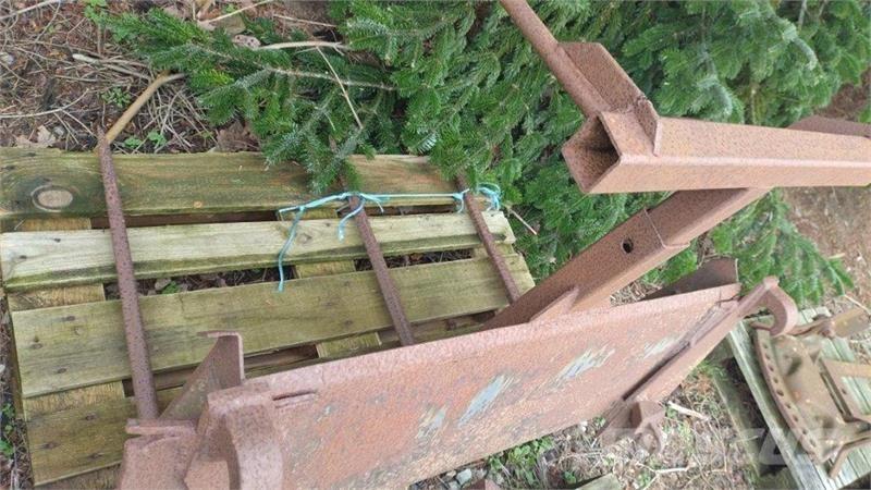  Ålø Priključki za čelni nakladalec