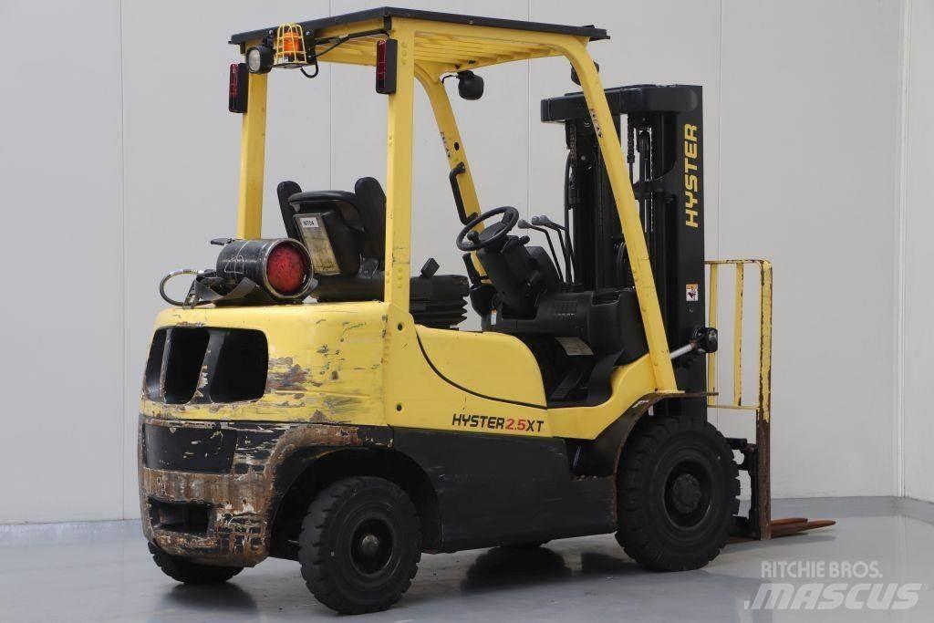 Hyster H2.5XT Plinski viličarji