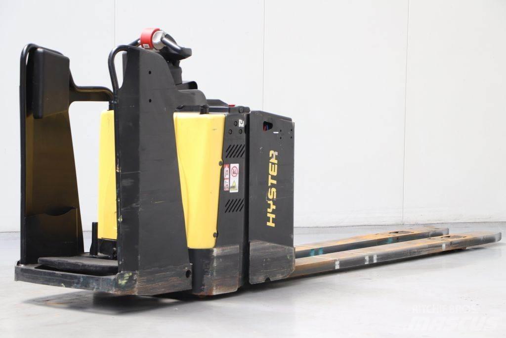 Hyster P2.0S Električni nizko dvižni viličar