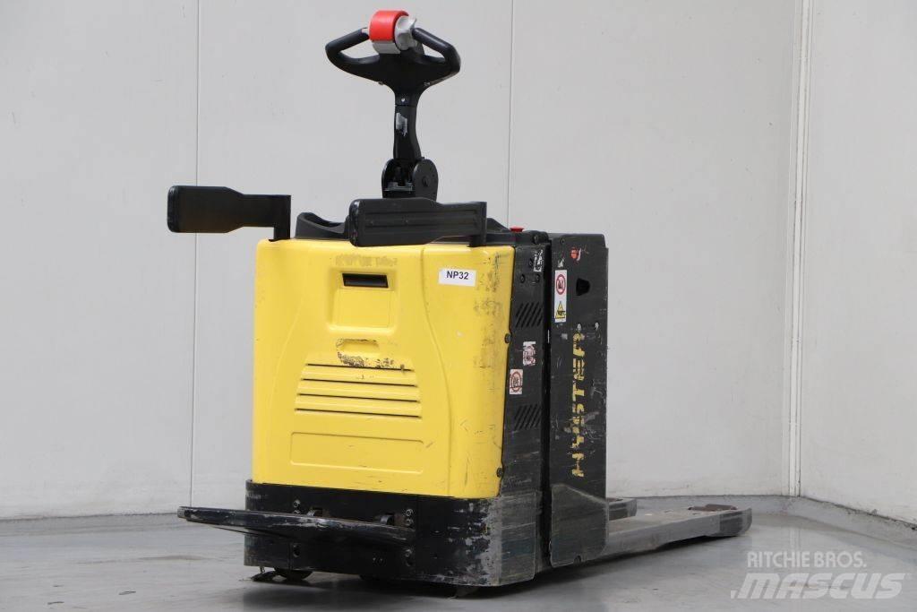 Hyster P2.0S Električni nizko dvižni viličar