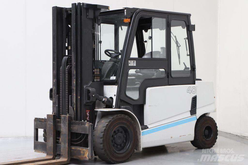 Hyundai 40B-9 Električni viličarji