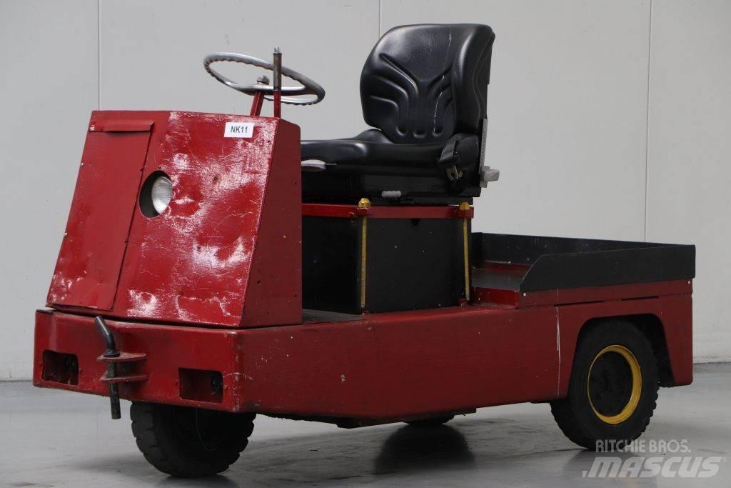 Lansing TOER 4.2 Vlečna vozila