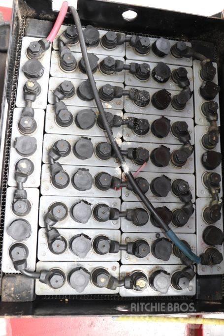 Lansing TOER 4.2 Vlečna vozila