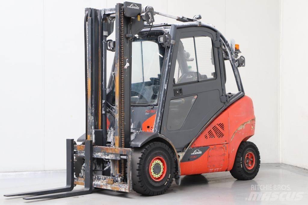 Linde H30D-02 Dizelski viličarji