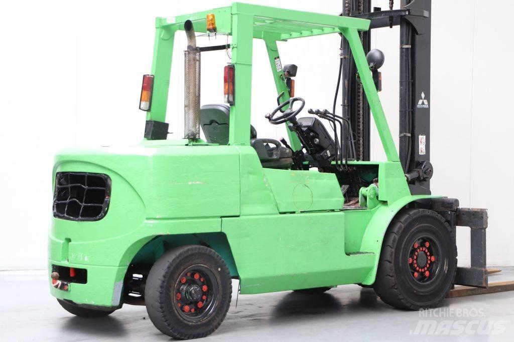 Mitsubishi FD50K Dizelski viličarji