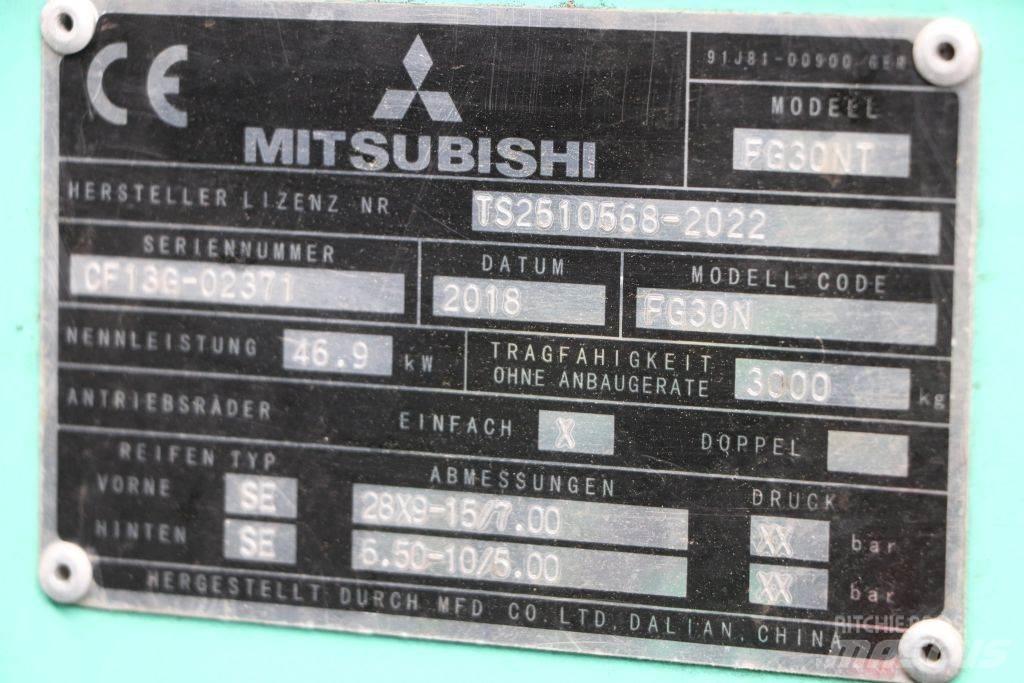 Mitsubishi FG30NT Plinski viličarji